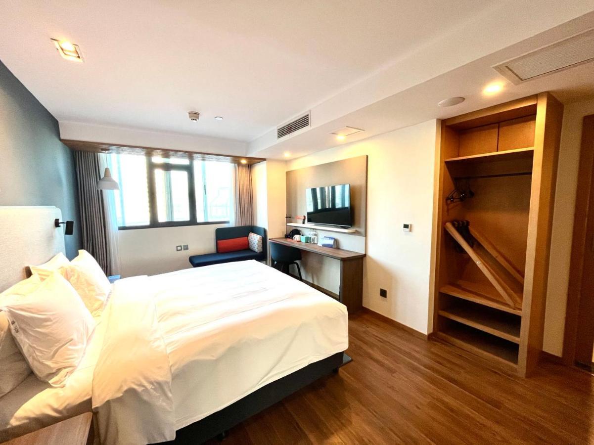 Holiday Inn Express Qingdao City Center By Ihg Exterior foto